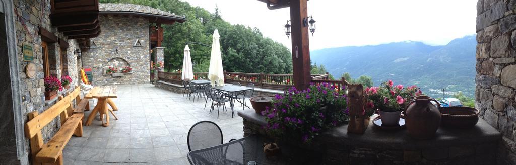 Les Combes Hotel ลาซัลเล ภายนอก รูปภาพ