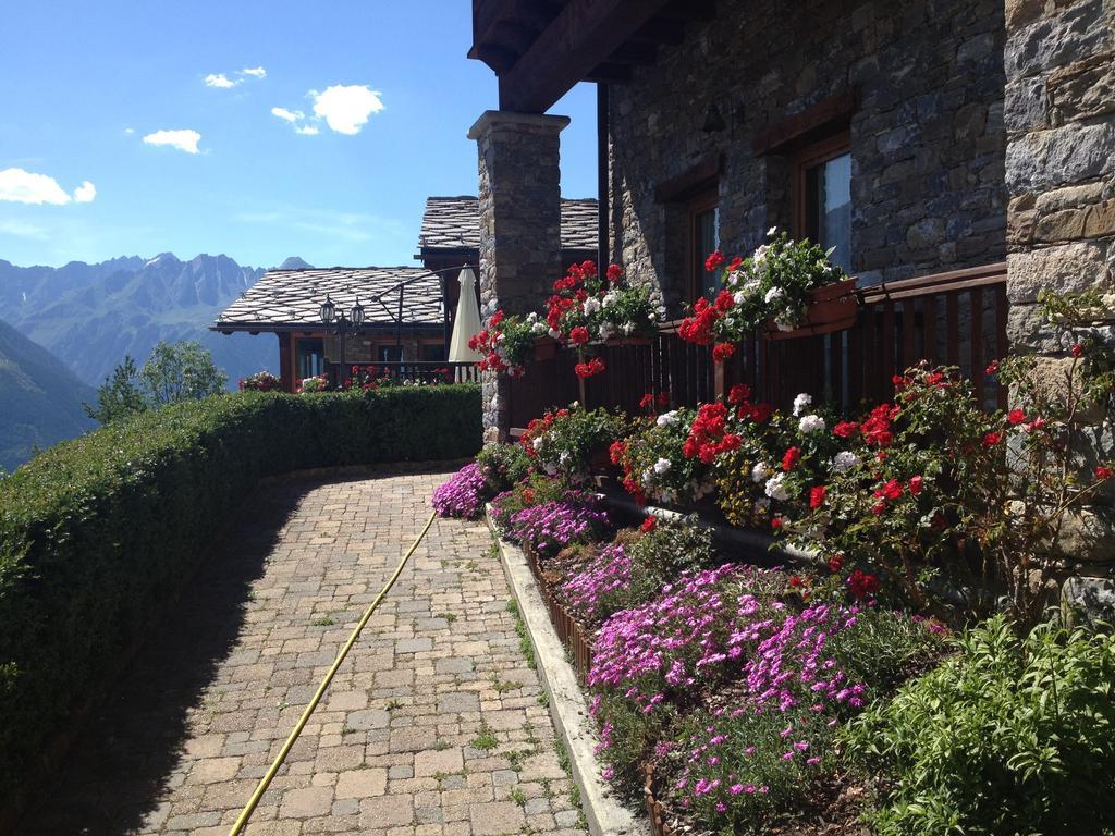 Les Combes Hotel ลาซัลเล ภายนอก รูปภาพ