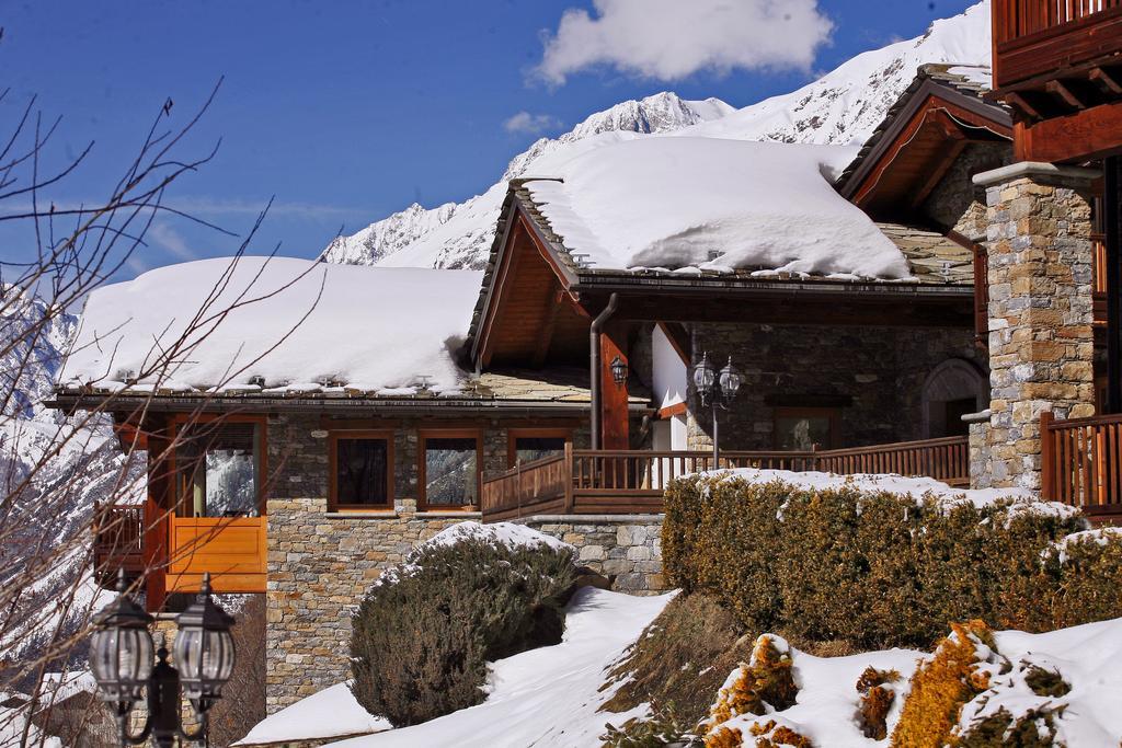 Les Combes Hotel ลาซัลเล ภายนอก รูปภาพ