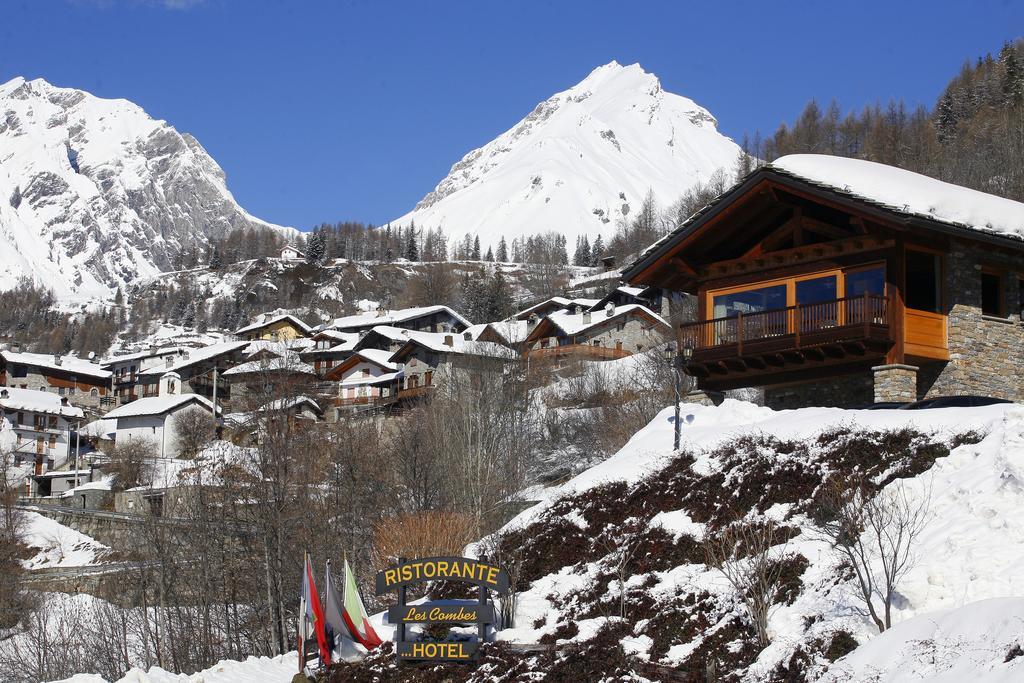 Les Combes Hotel ลาซัลเล ภายนอก รูปภาพ
