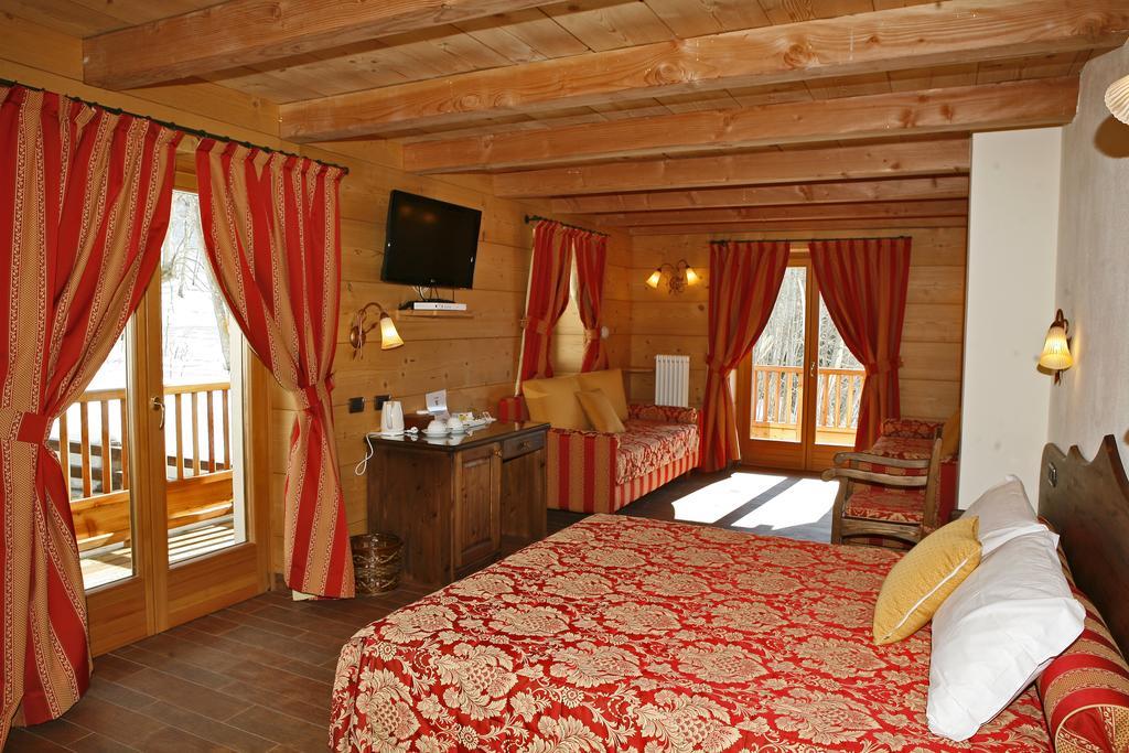 Les Combes Hotel ลาซัลเล ห้อง รูปภาพ