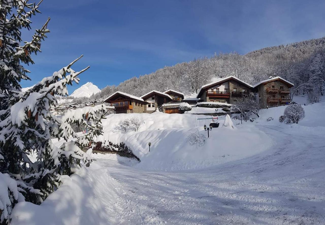 Les Combes Hotel ลาซัลเล ภายนอก รูปภาพ